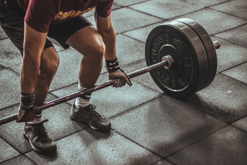 Strong Foundations: Your 4-Day Beginner Muscle Blueprint