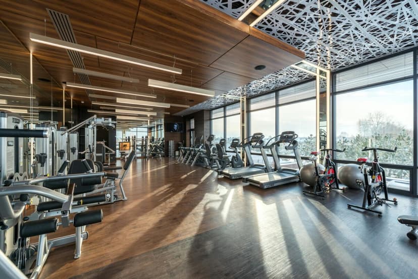 Body Recomposition vs Weight Loss: Which Should You Choose?