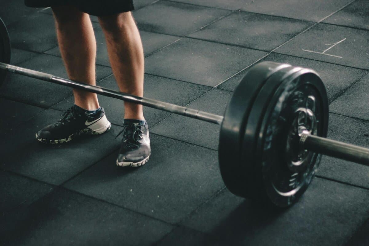 Errores de entrenamiento en contest prep que te hacen perder músculo