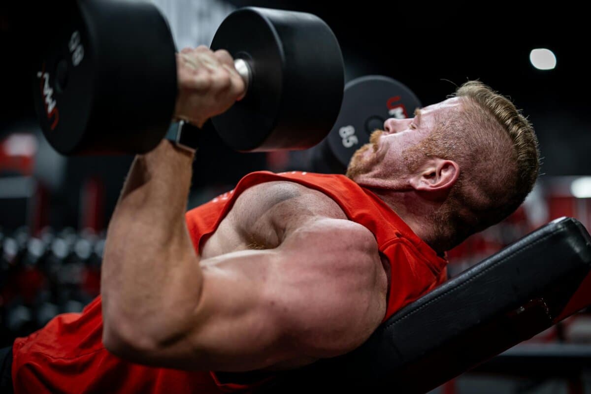Volumen vs intensidad: cómo equilibrarlos para hipertrofia